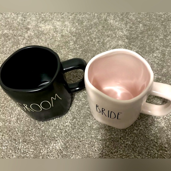 Rae Dunn “Bride & Groom” Mug Set - Picture 5 of 8